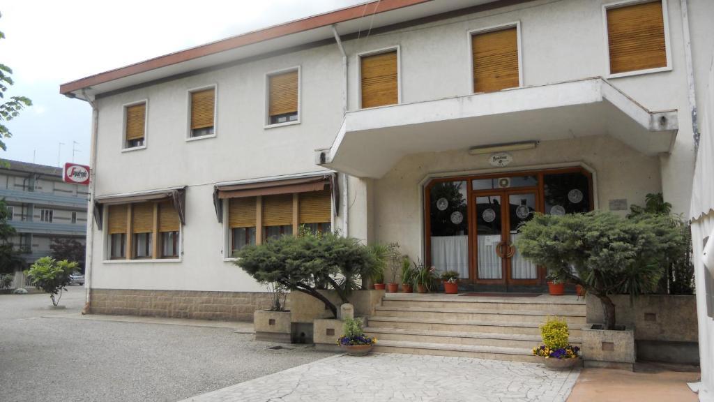 Hotel Cauccio Rovigo Ngoại thất bức ảnh